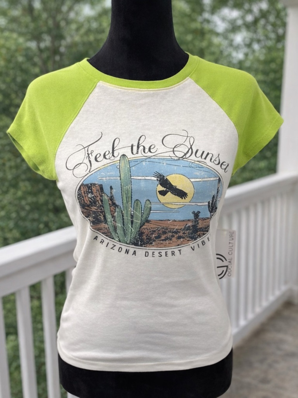 NEW Social Culture Raglan Tee - Lime/ Off-White Size Large 100% cotton
